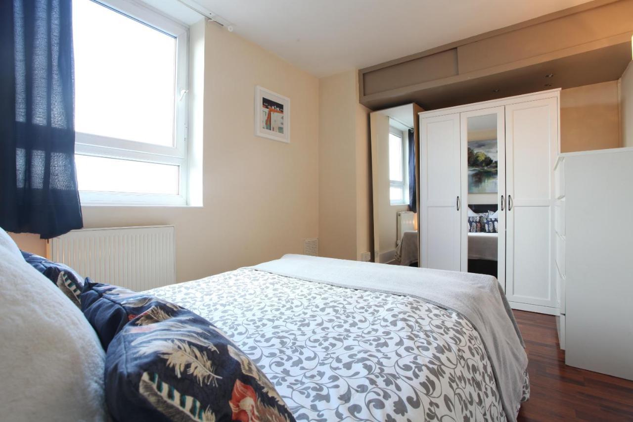 Chelsea Off Kings Road One Bedroom Apartment With Balcony 런던 외부 사진